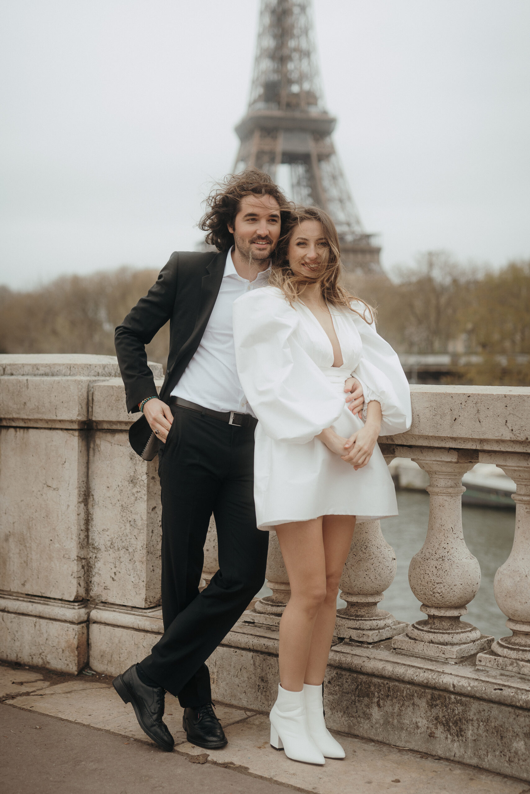 Bride Potrait Hochzeitslocation Weddingcouple Paris City 11 scaled